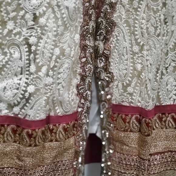 Indian suit - Picture 3 of 3